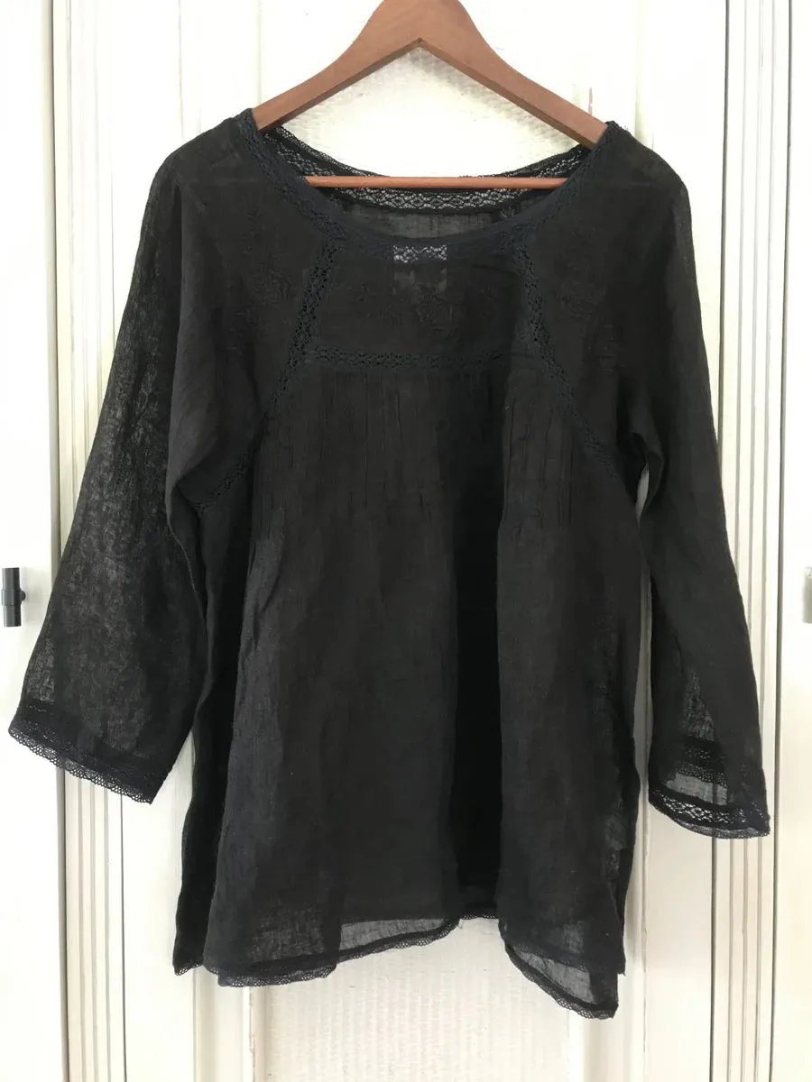 Isla Linen Embroidered Blouse in Black