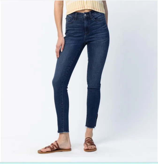 Judy Blue #82424 - #5642-5655