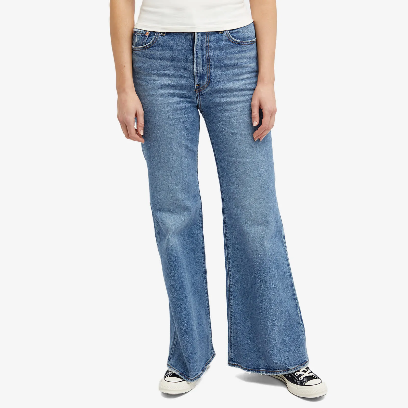 Levi's Ribcage Bell Jeans in Sonoma Walks