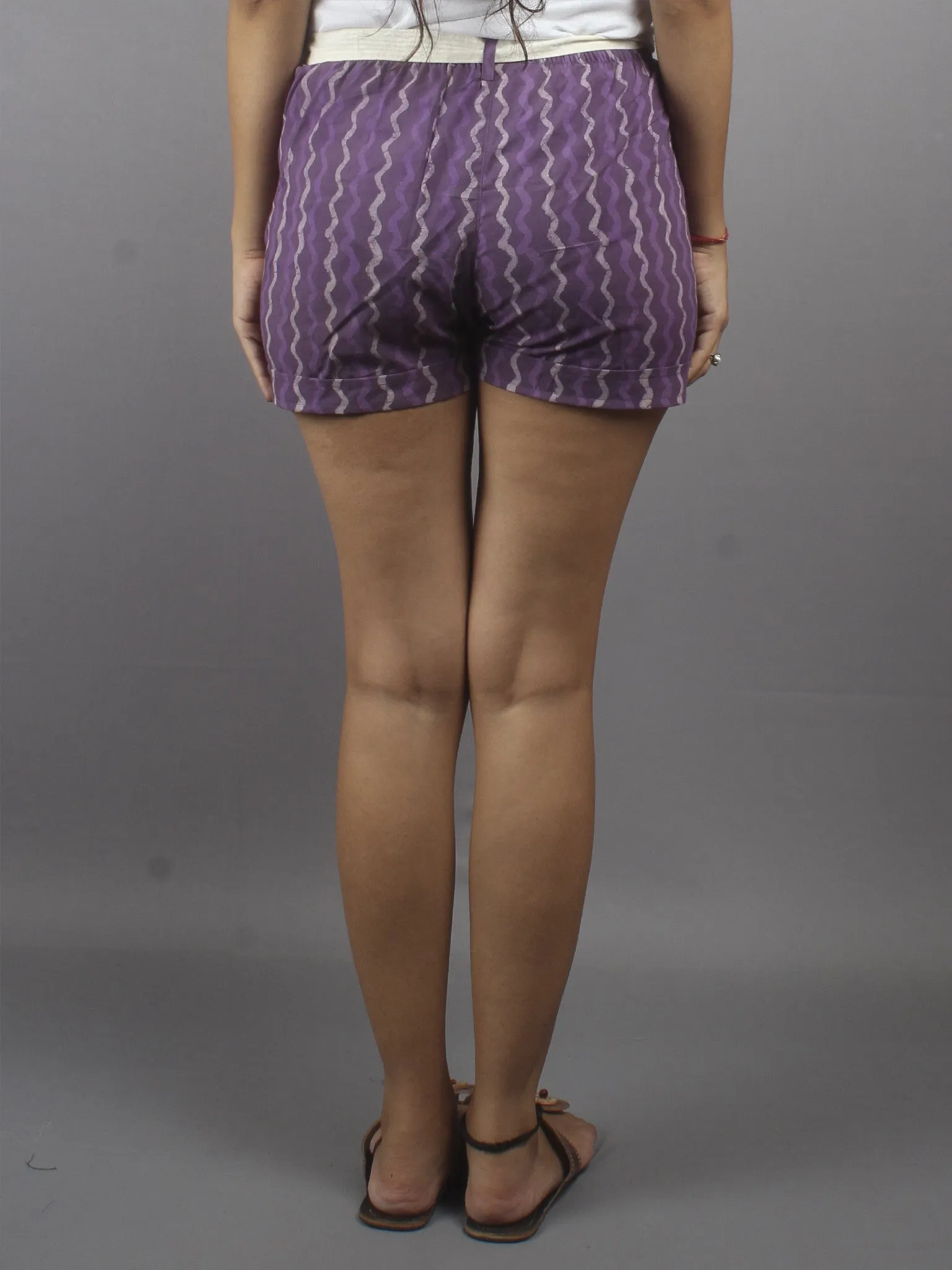 Purple Hand Block Printed Shorts With Belt -S5296034
