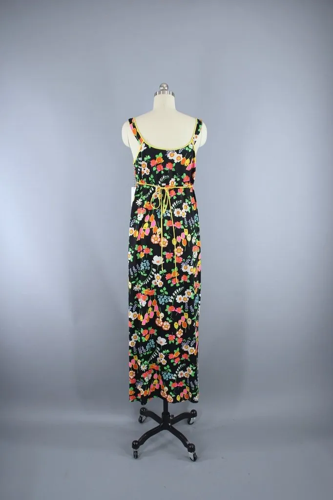 Vintage Miss Elaine Black Floral Print Nightgown